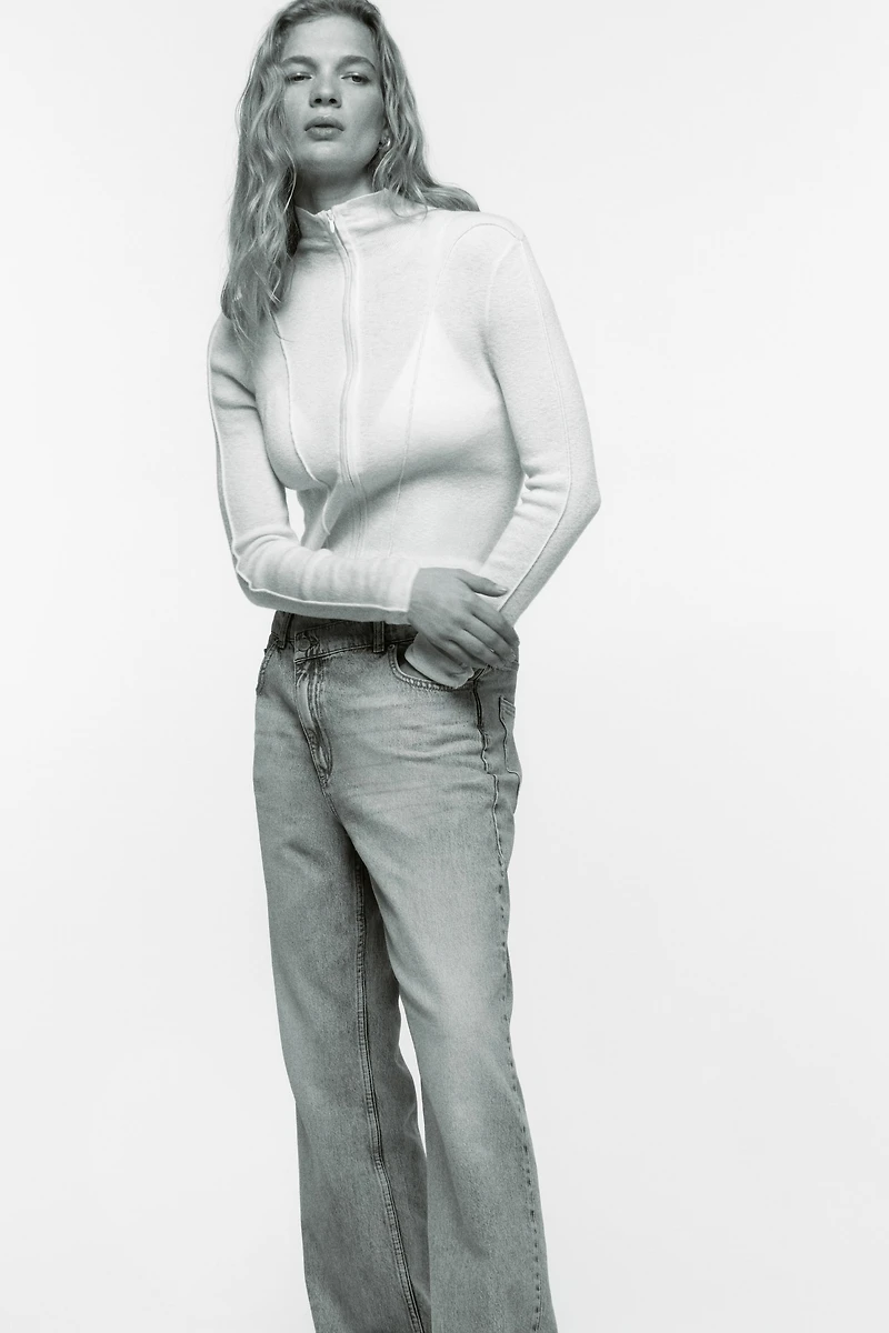 Straight Leg High Waist Jeans