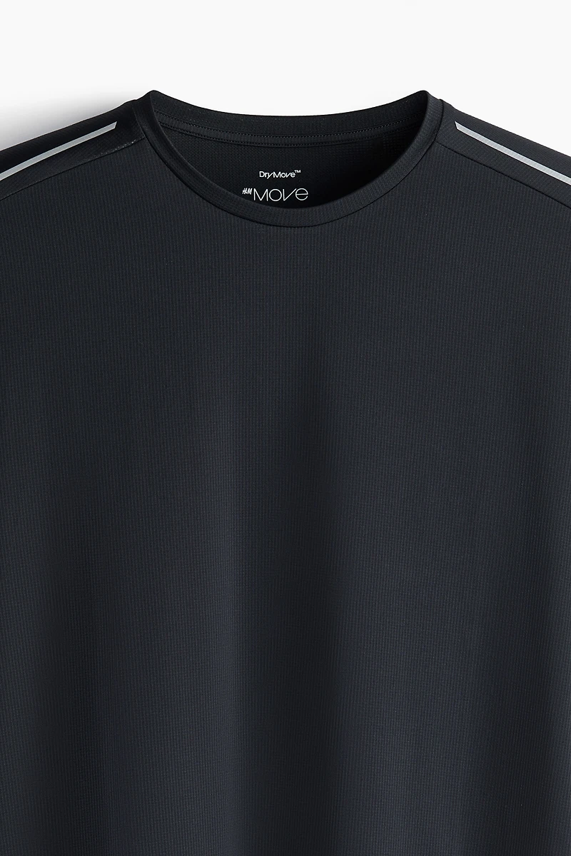 T-shirt de course coupe classique avec DryMove™