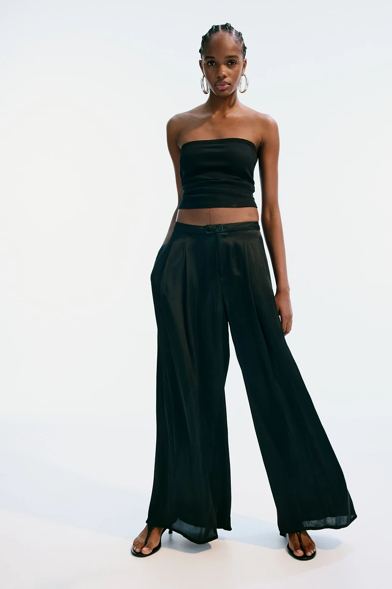 Pantalon large en satin