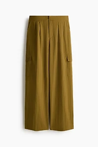 Wide-Leg Cargo Pants