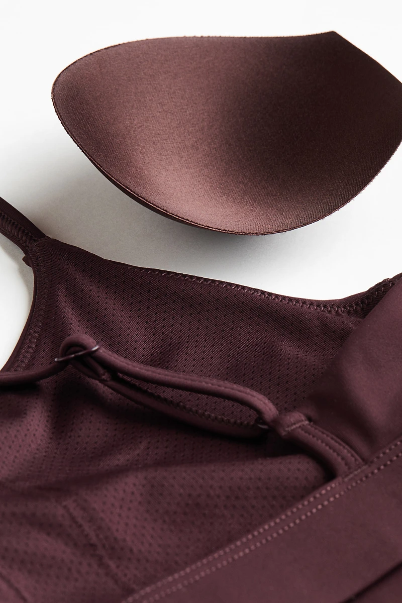Sports Bra with SculptMove™