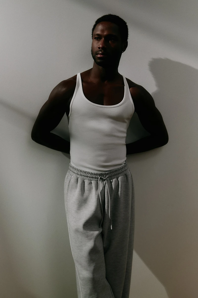Loose-Fit Sports Joggers