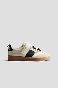 Sneakers with Appliqués