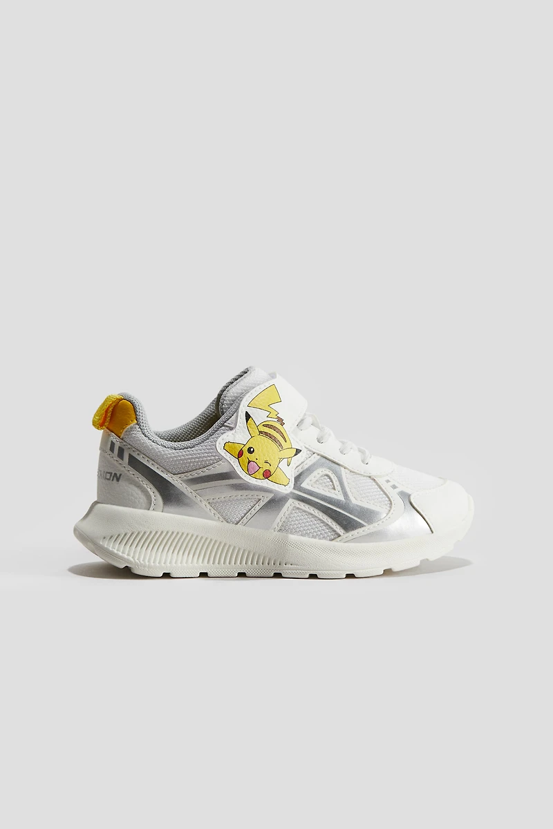 Lightweight-Sole Sneakers