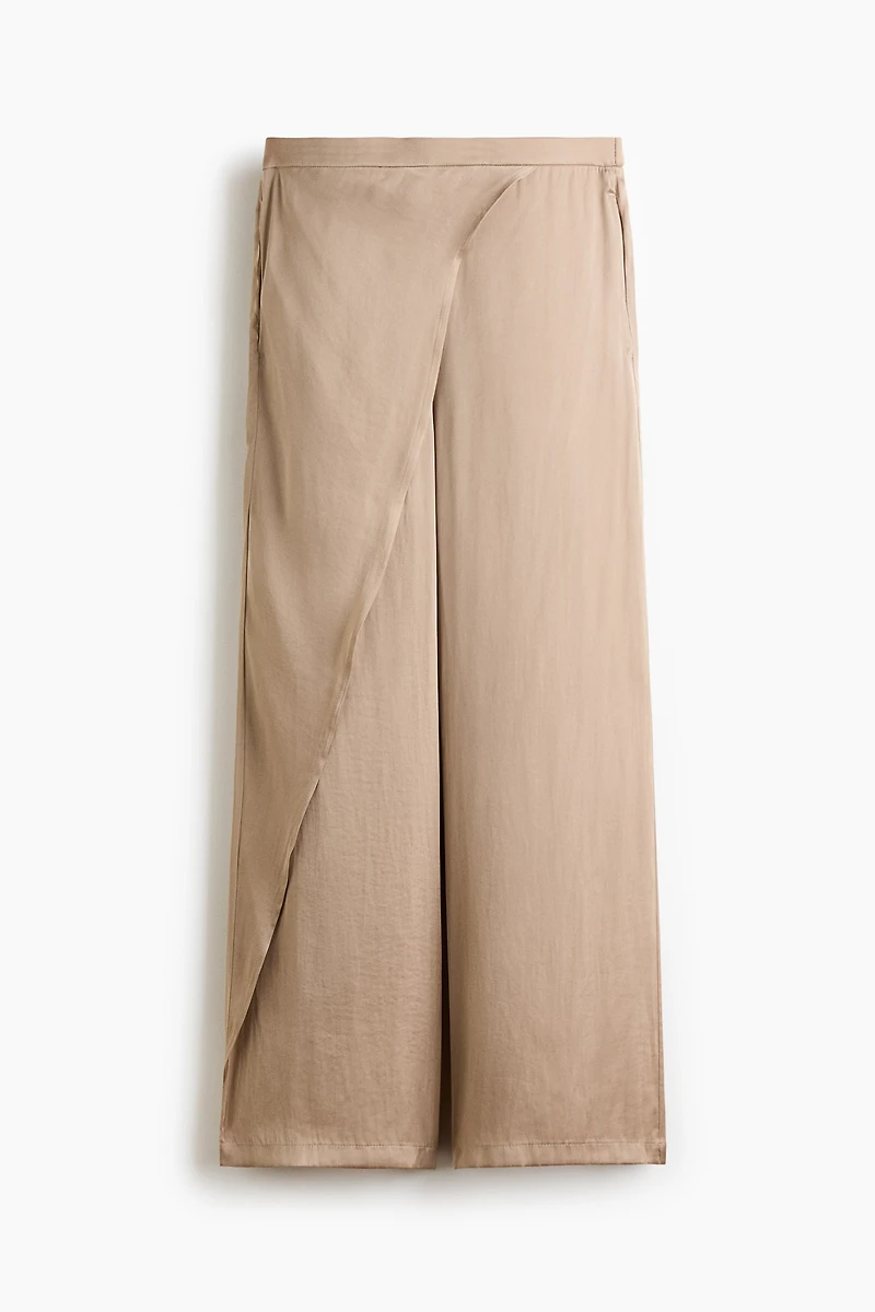 Pantalon en satin avec détail croisé