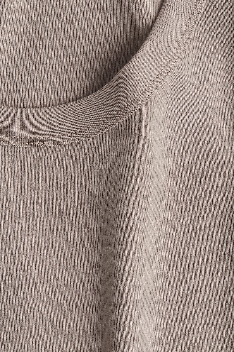 Fitted Tank Top