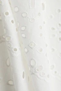 Jupe en broderie anglaise