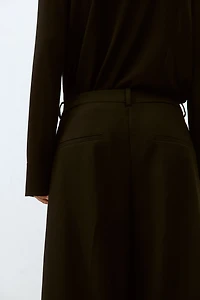 Wide-leg Pants