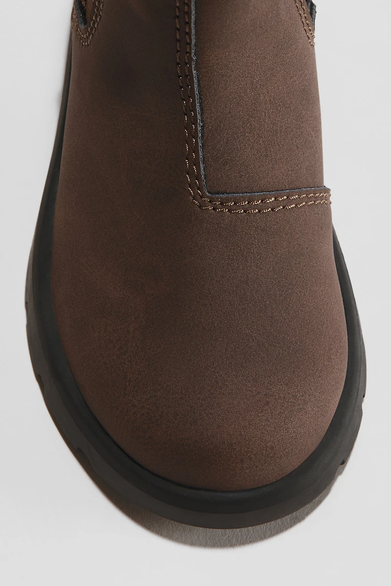 Chelsea Boots