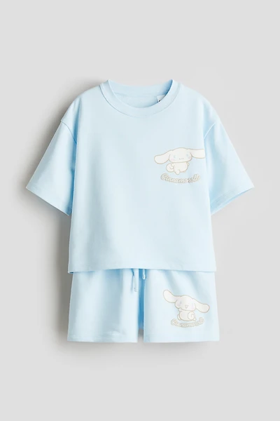 2-piece printed top and shorts set
