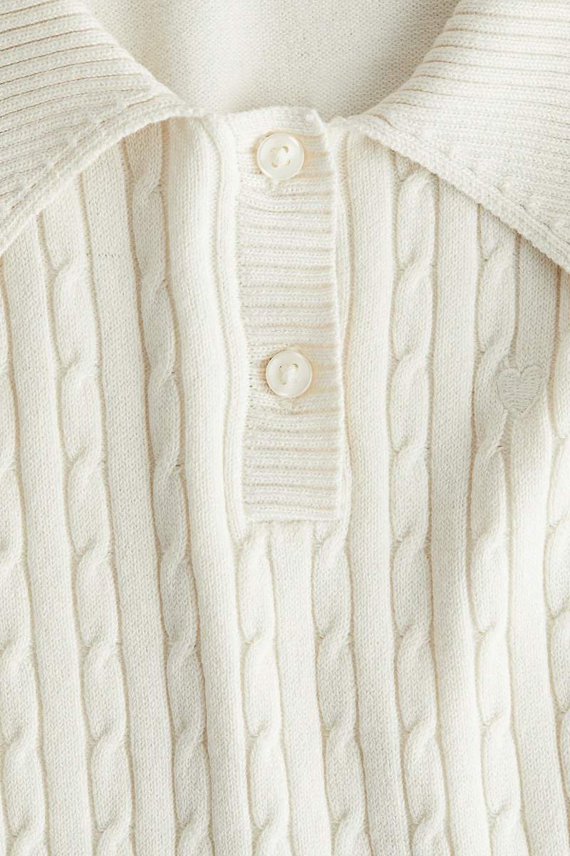 Robe en tricot torsadé