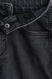 Relaxed-Fit Jeans