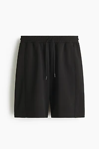 Loose-Fit Sports Shorts with DryMove™