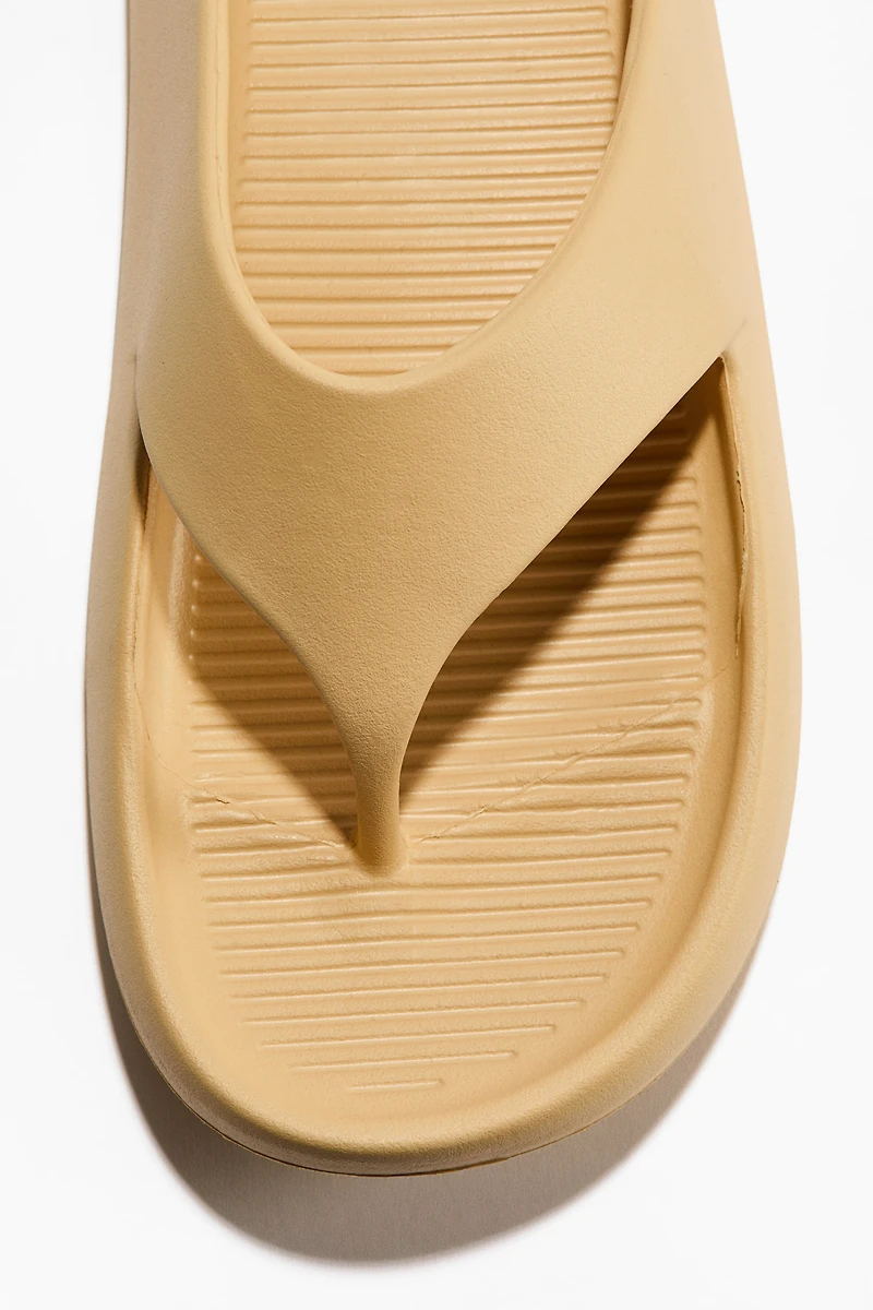 Chunky Flip-Flops