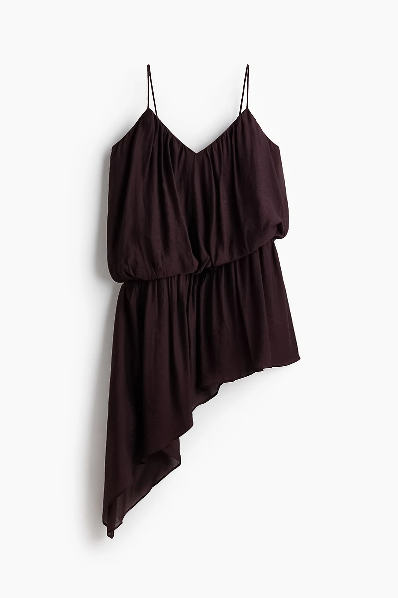 Robe asymétrique avec bretelles fines