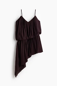 Robe asymétrique avec bretelles fines