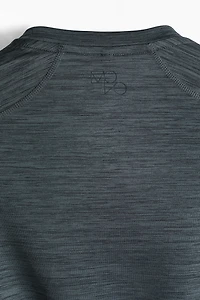 Muscle-Fit Sports Shirt with DryMove™