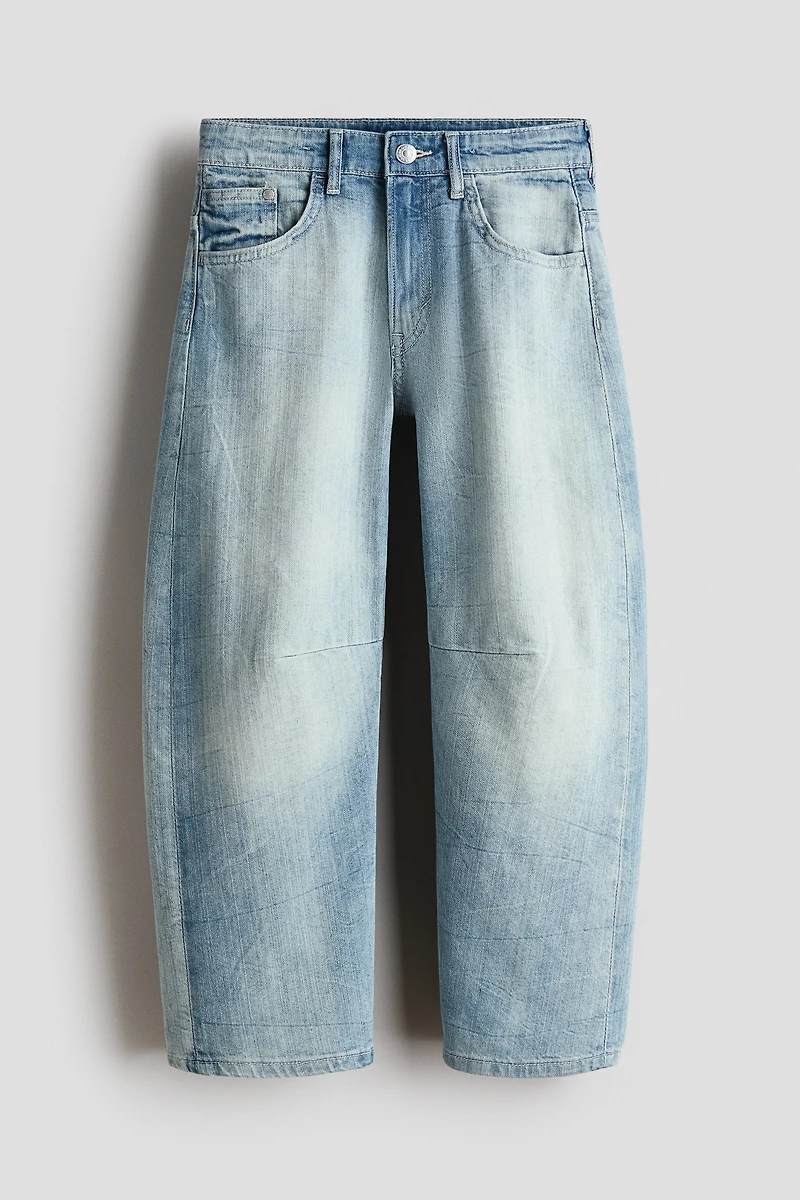 Loose-Fit Barrel Jeans