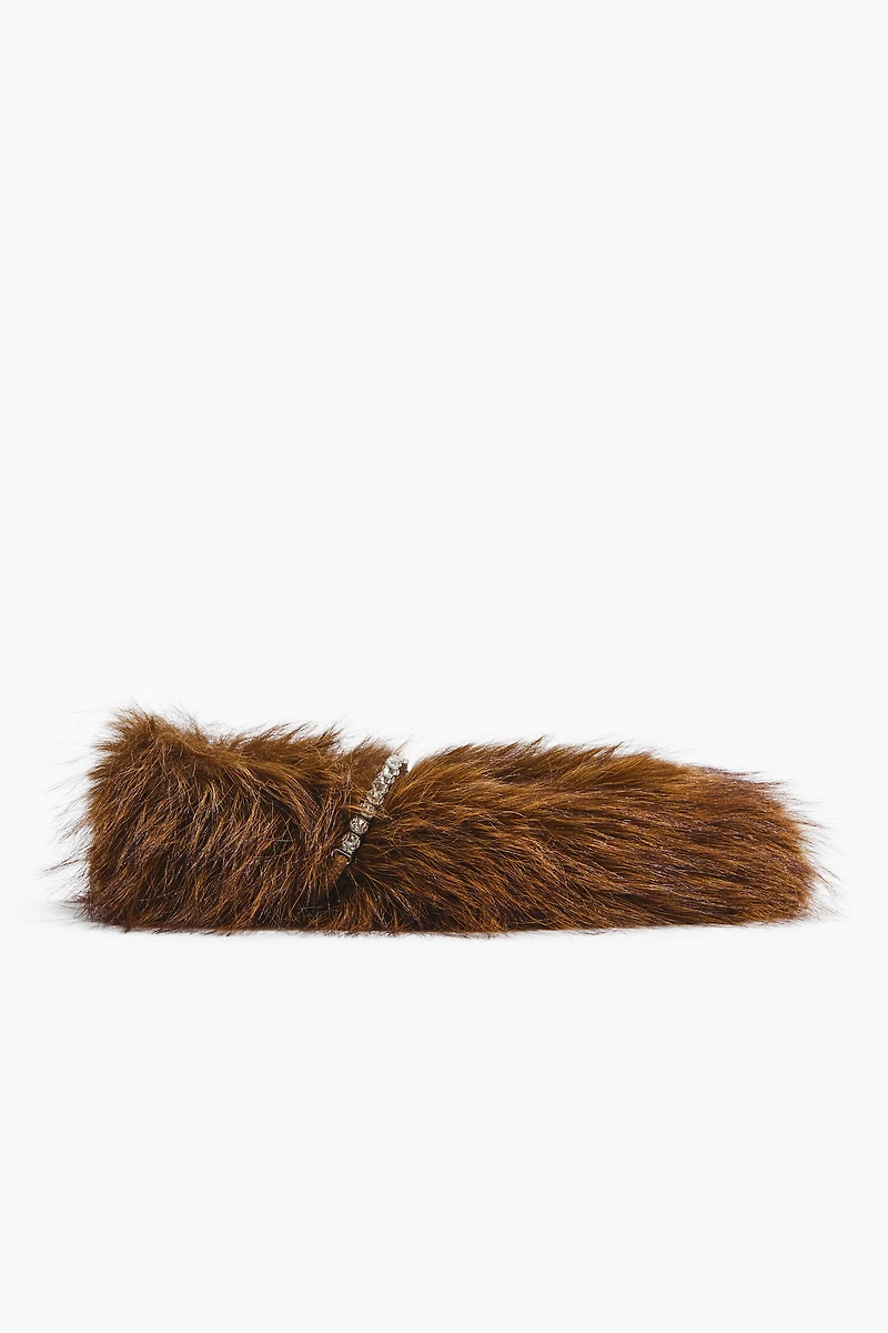 Chaussons ornementés