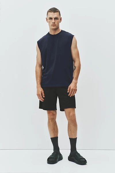 Loose-Fit Sports Tank Top with DryMove™
