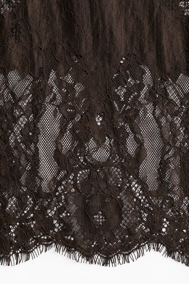 Pantalon à jambes semi-évasées en dentelle