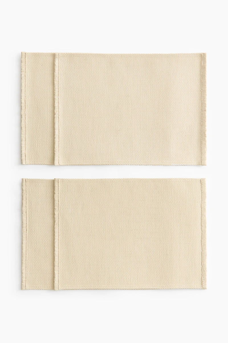 4-Pack Straw Placemats