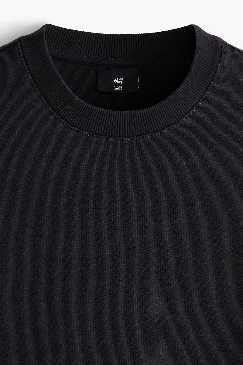 Loose-Fit Long-Sleeved Shirt