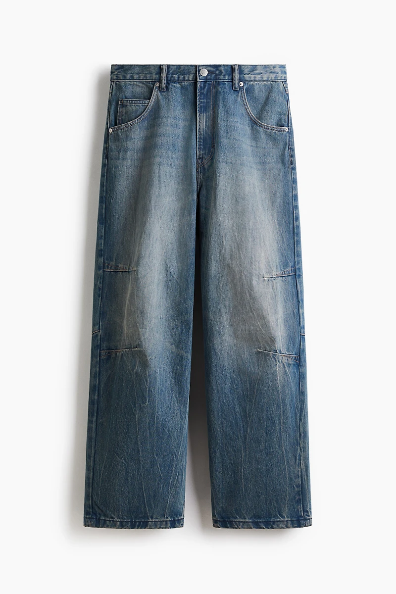 Baggy darted jeans