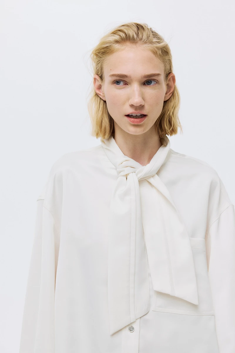 Blouse with Bow Collar