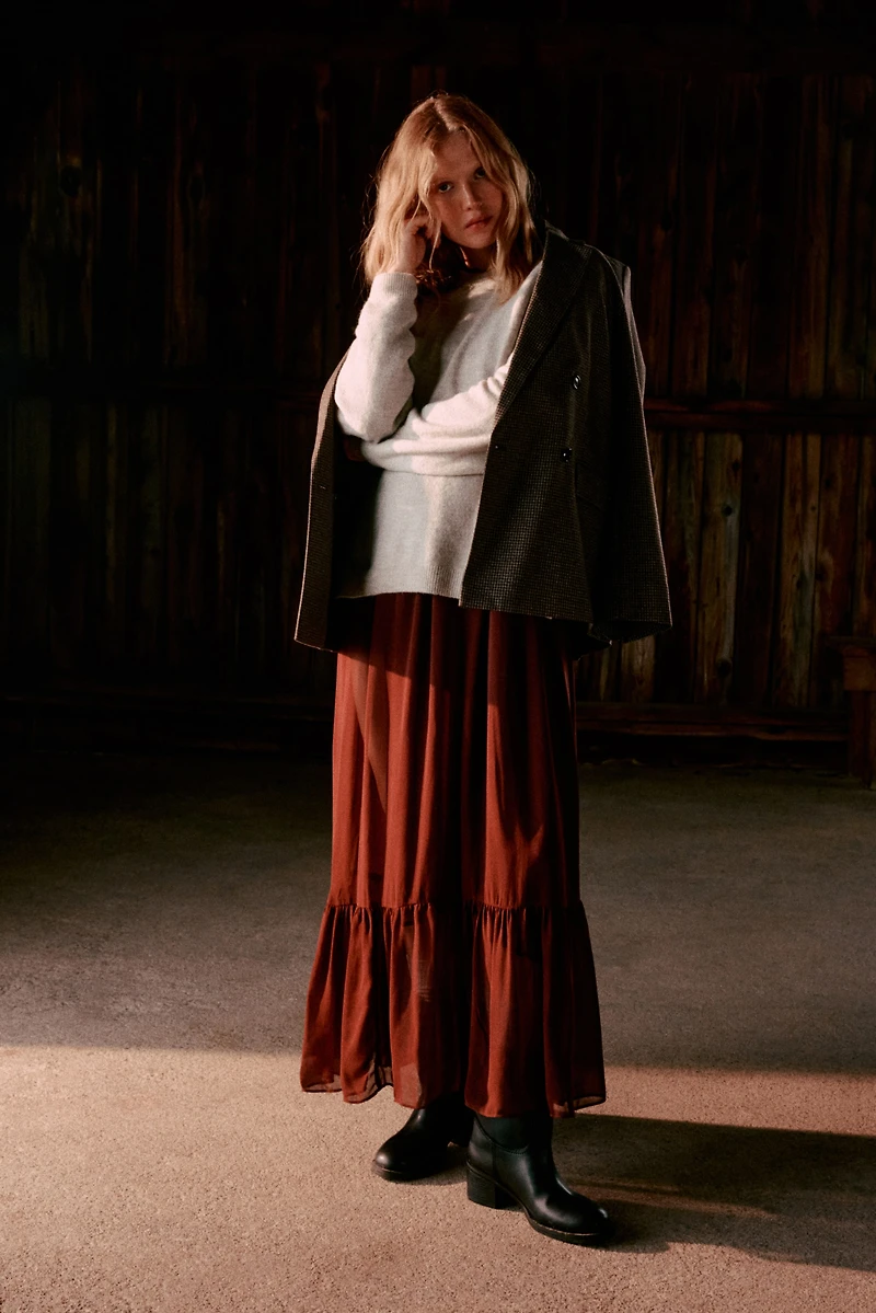 MAMA Slit-Hem Sweater