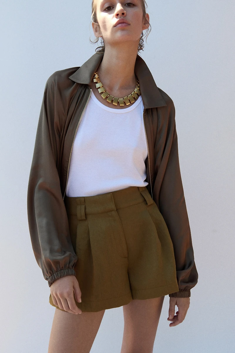 Dress Shorts with Belt