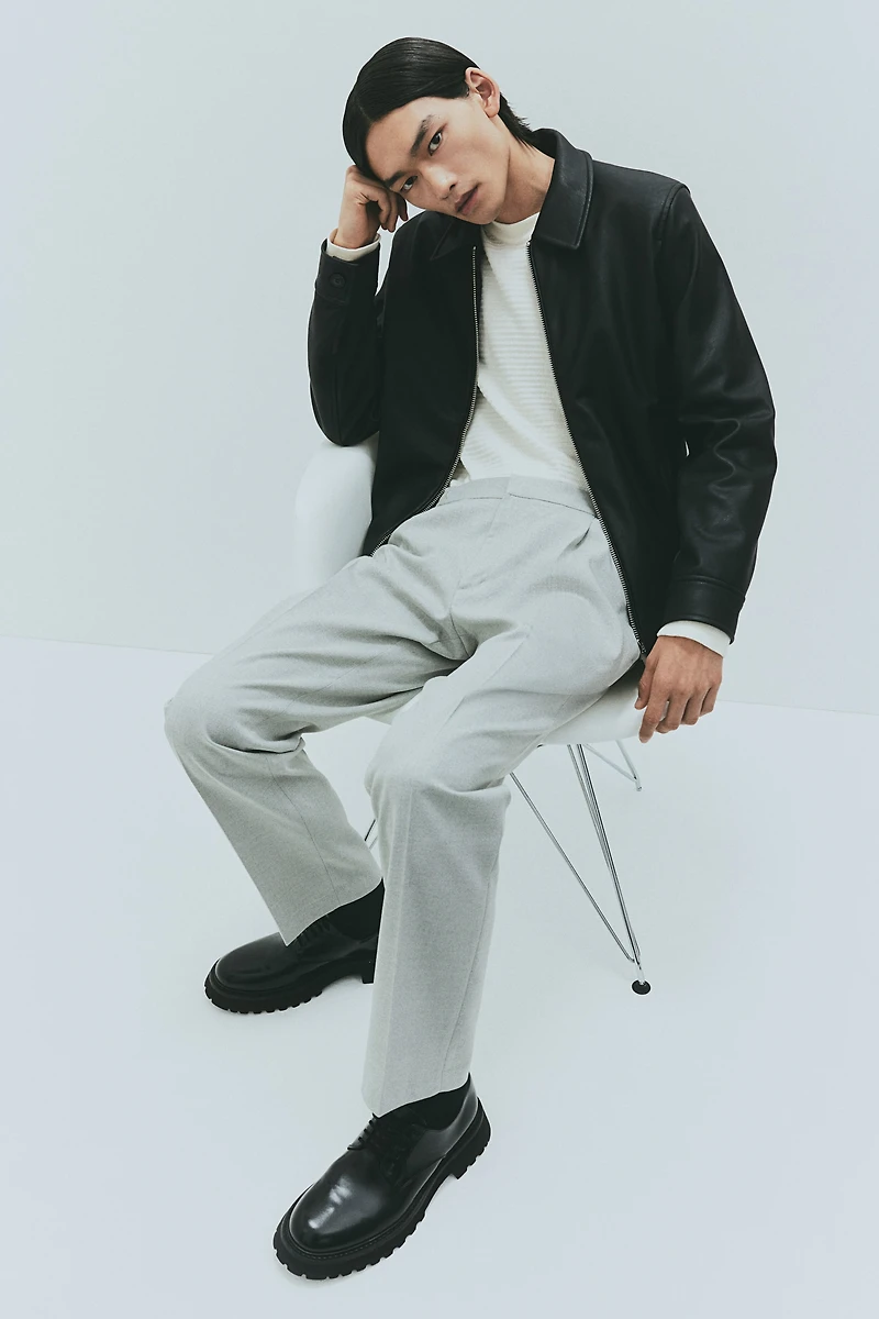 Pantalon classique avec plis