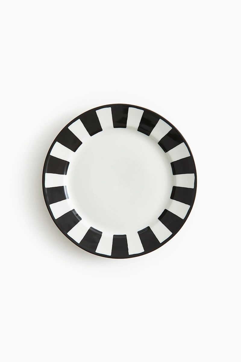 Medium-Sized Porcelain Plate
