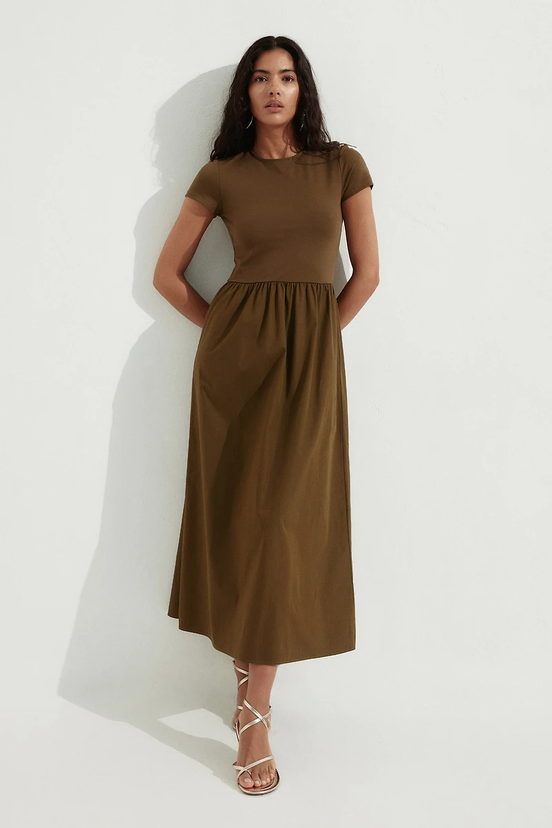 Short-Sleeved Maxi Dress