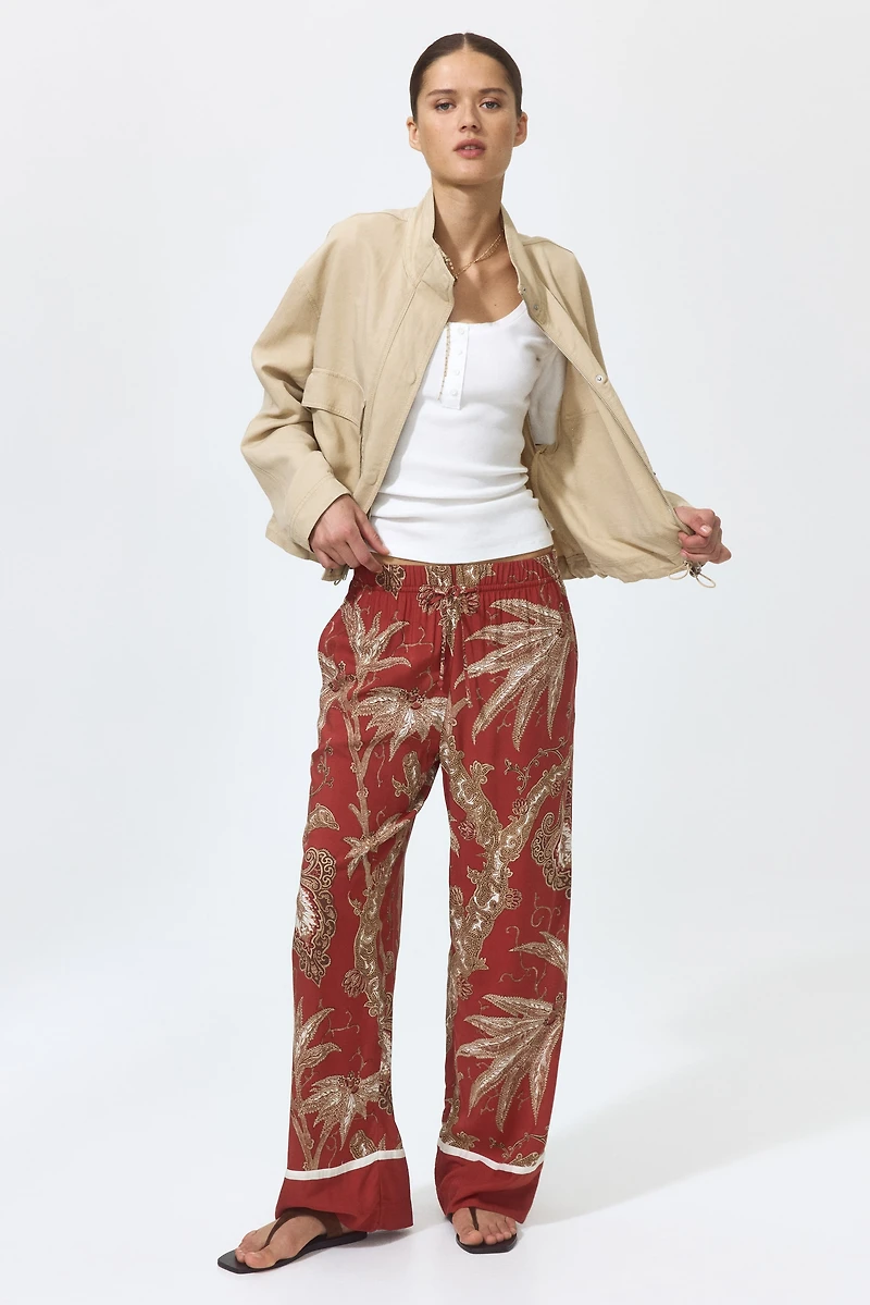 Wide-cut Pull-on Pants