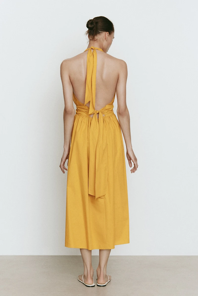 Robe à dos nu en coton