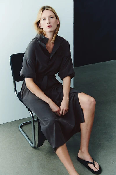 Long-sleeved tie-belt dress