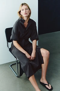 Long-sleeved tie-belt dress