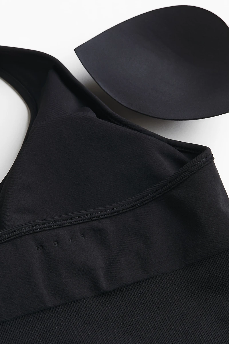 Seamless Shelf-Bra Sports Top with DryMove™