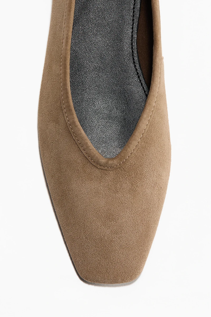 Leather ballet flats