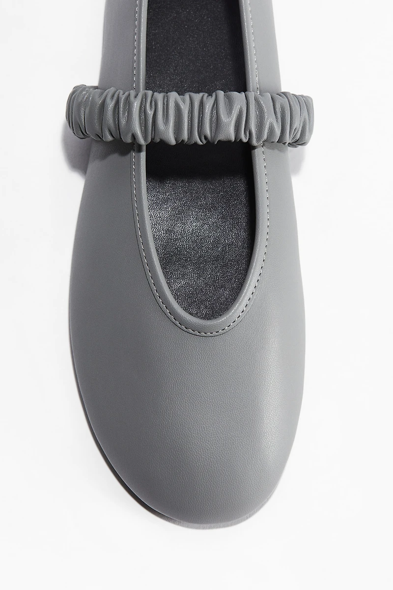 Ballet Flats with Scrunchie Detail