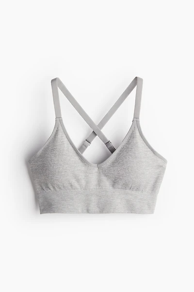 Seamless Medium-Support Sports Bra with DryMove™