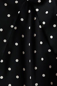 Haut dos nu en satin