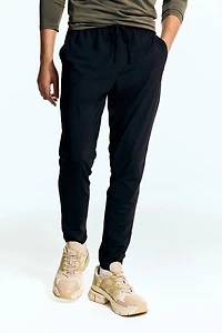 Slim-Fit Sports Pants with DryMove™