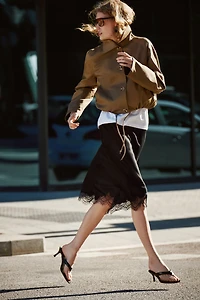 Jupe à enfiler avec dentelle