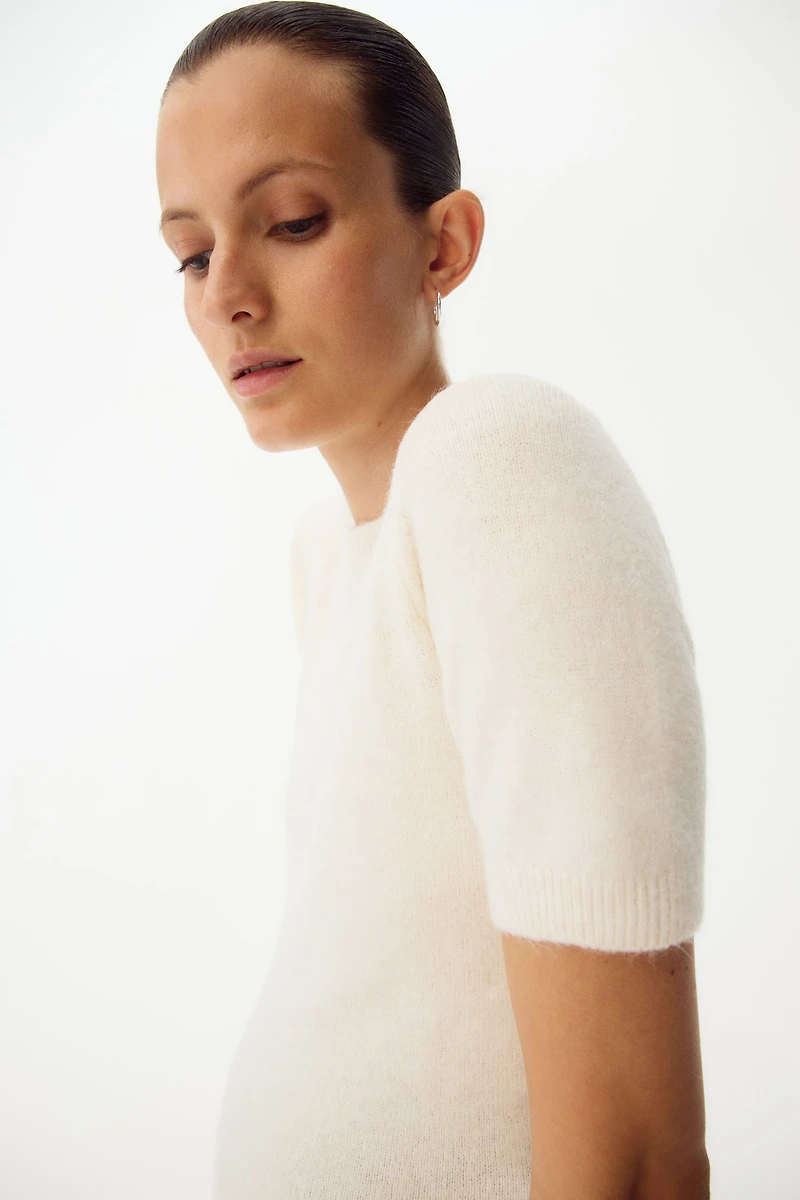 MAMA Short-Sleeved Fine-Knit Top