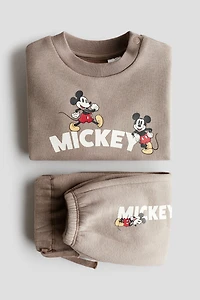 2-Piece Printed Sweatsuit