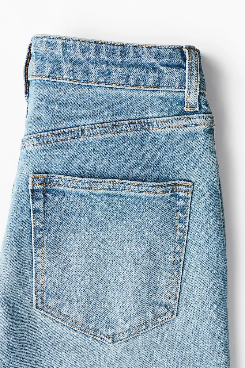 Tapered Jeans