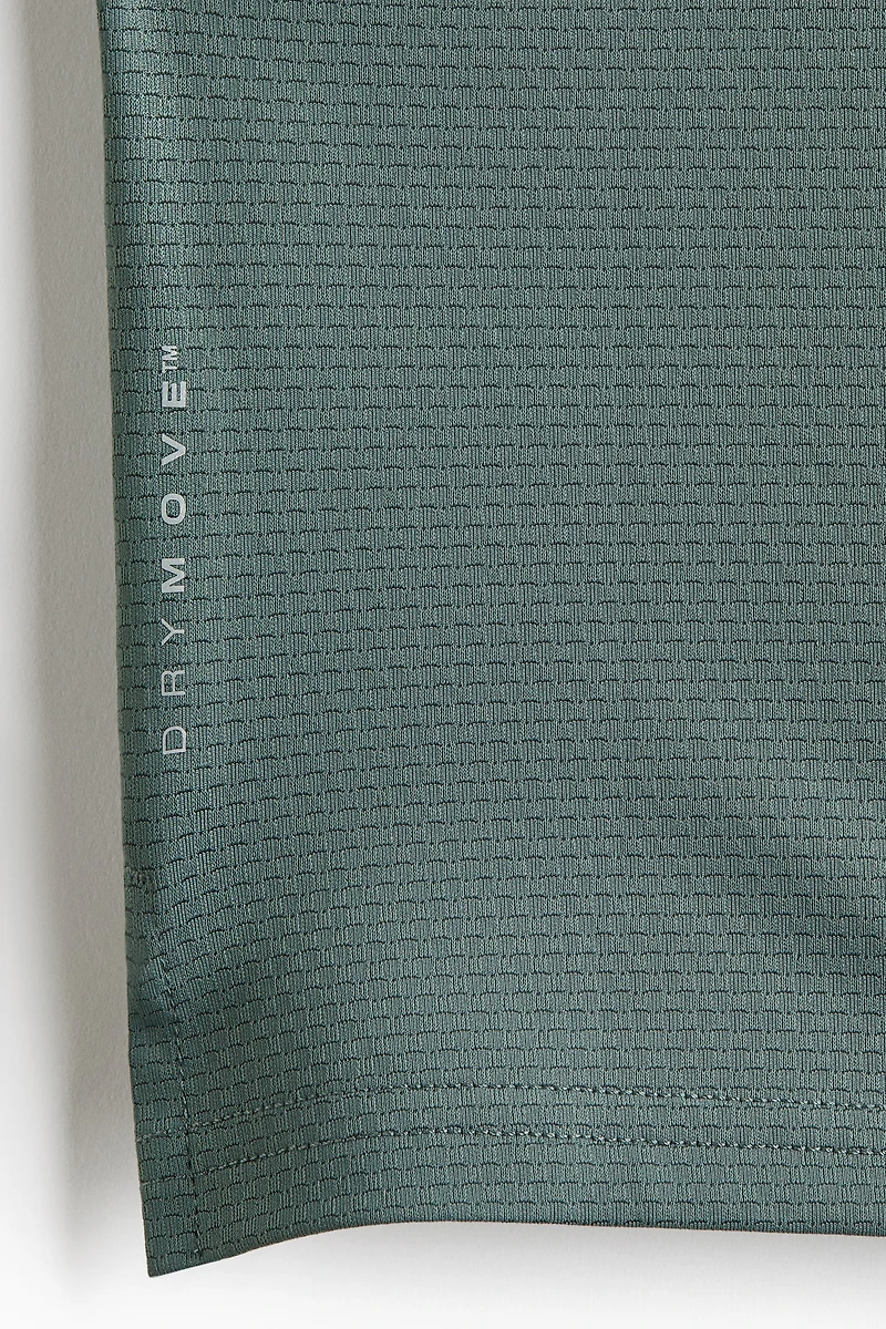 Muscle-Fit Sports Shirt with DryMove™