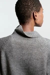 Sweater with Collar